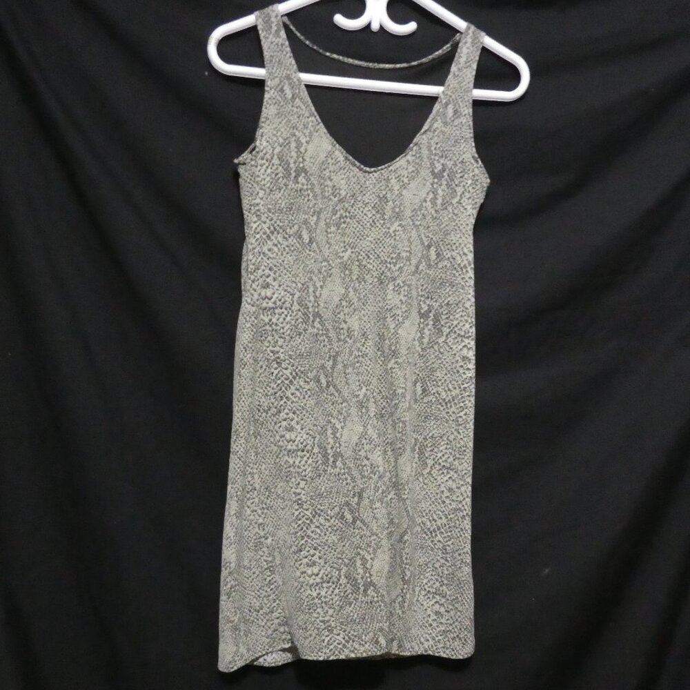 SCARLET | large | Sleeveless Fully Lined Snakeskin Slip On Dress